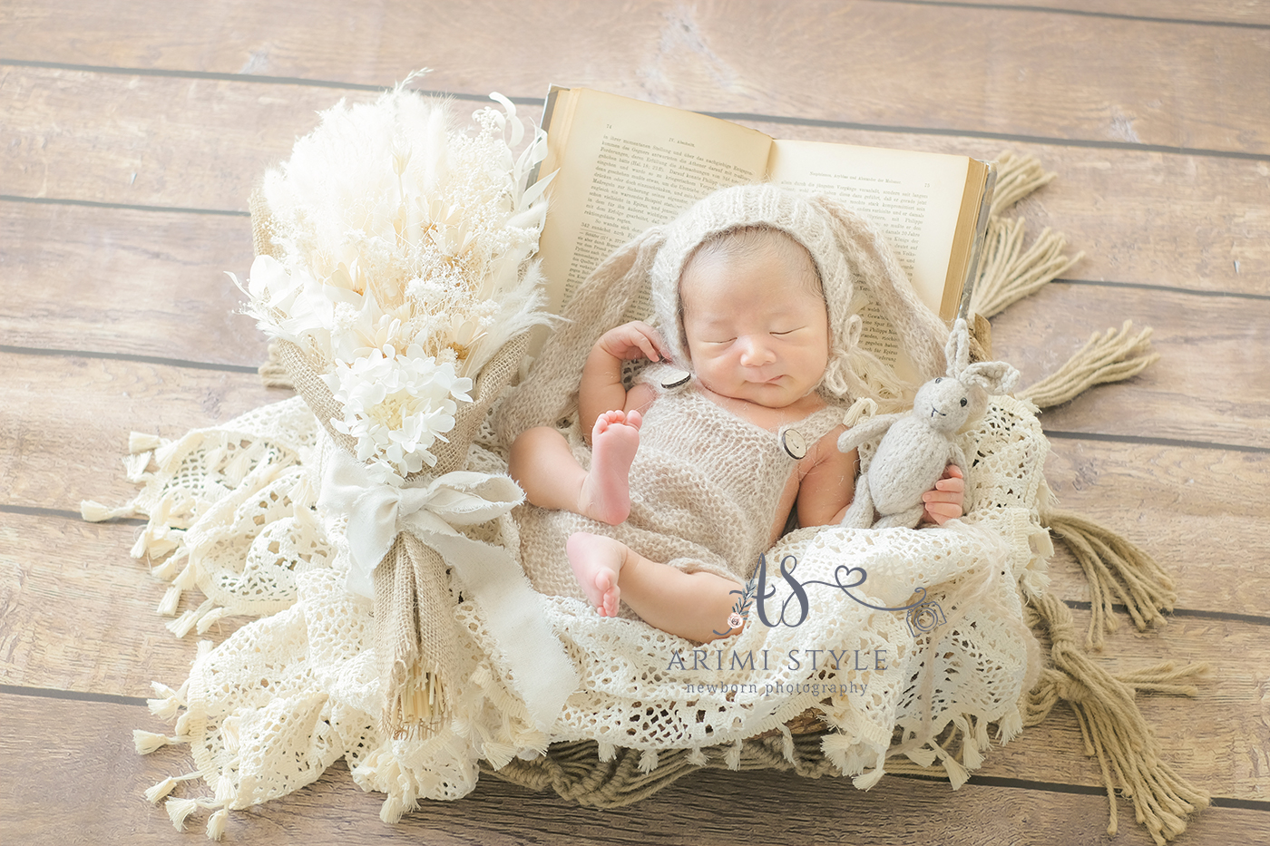 セルフニューボーンフォト | ARIMI Style newborn photography